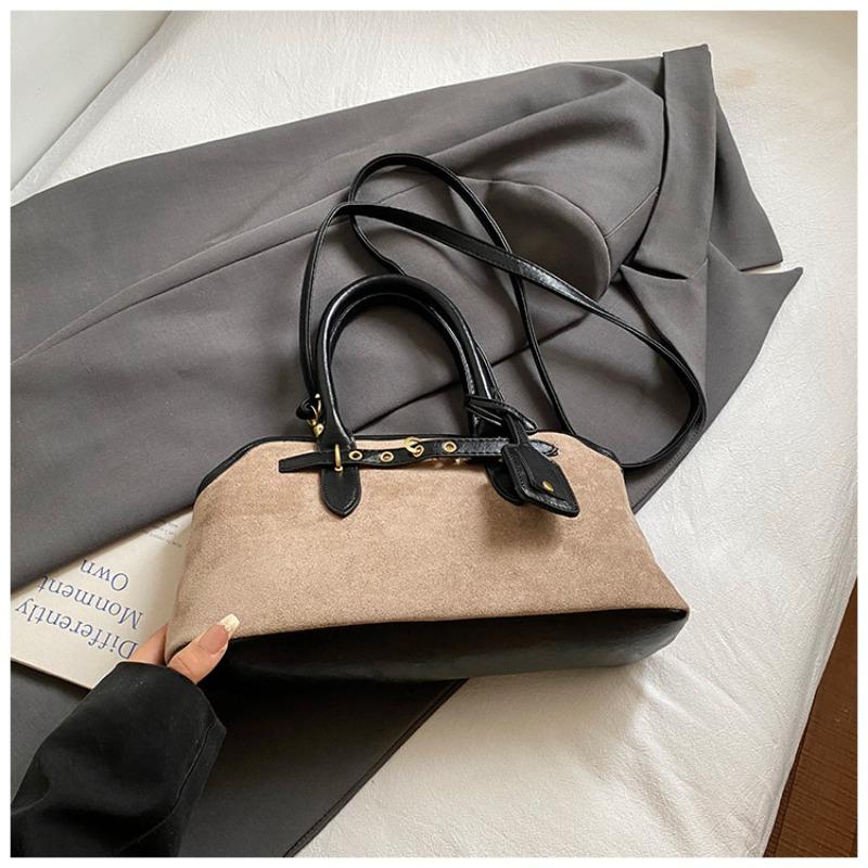 Retro niche portable commuter bag women's new fashionable high-value armpit bag simple shoulder messenger bag