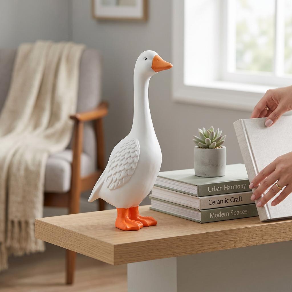Resin Goose Statue Outdoor Yard Decor Lawn Ornament Patio Porch Decorative Sculpture for Home Garden Display