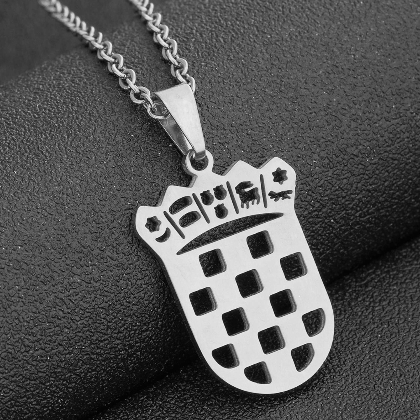 Kroatische Wappen Anhänger Halskette für Damen Herren Choker Edelstahl Schmuck Ethnisches Geschenk gray