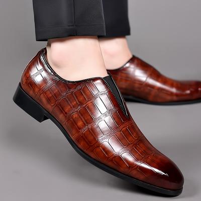 Fashion Hot Sales Men's Leather Shoes Fashionable Retro Classic Style Wedding Outdoor Party Leisure Business Walking Men's Shoes