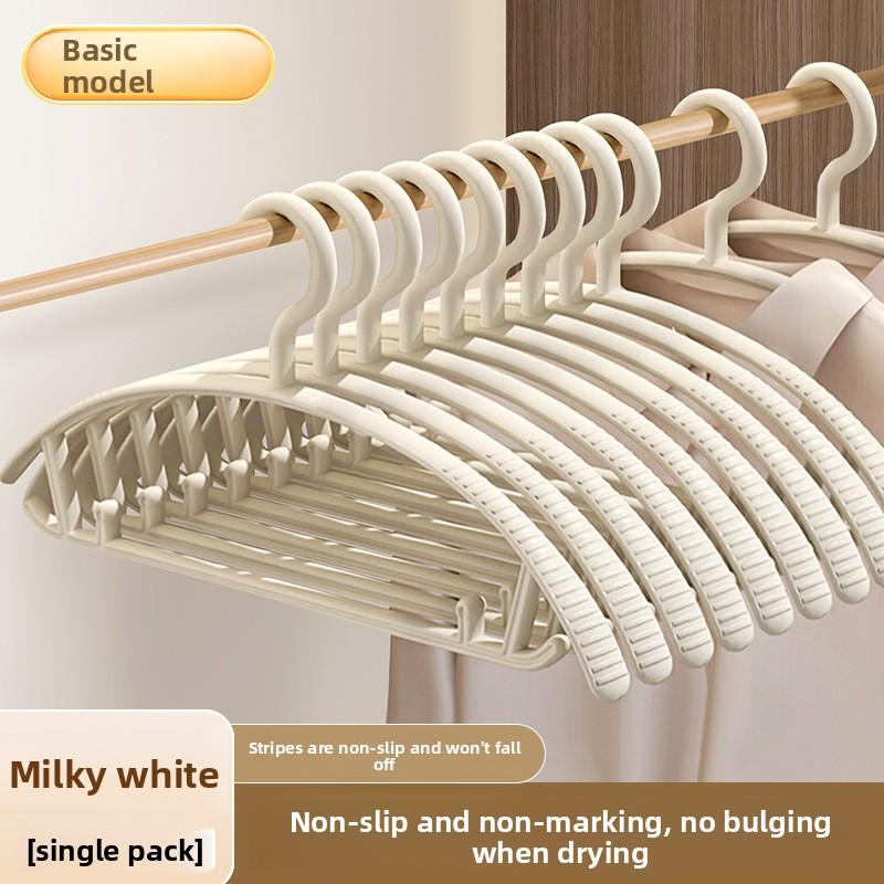 5 ks Domácí bezešvé protiskluzové ramínka s úhlem ramen a širokými rameny