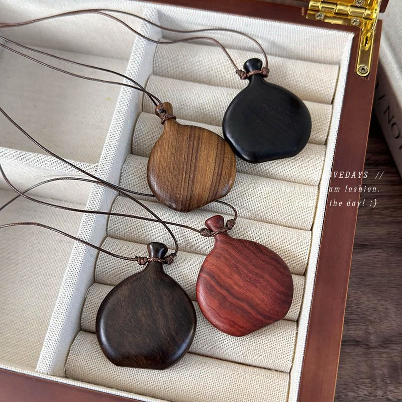 Retro Ethnic Wood Gourd Pendant Necklace - Adjustable Drawstring Sweater Chain