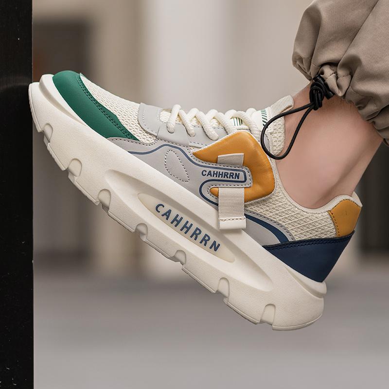 Mode CYYTL Sommer-Sneaker Atmungsaktiv Lässige Herrenschuhe Laufen Outdoor Wandern Sport Mode Tennis Luxus Plateau Designer Slipper