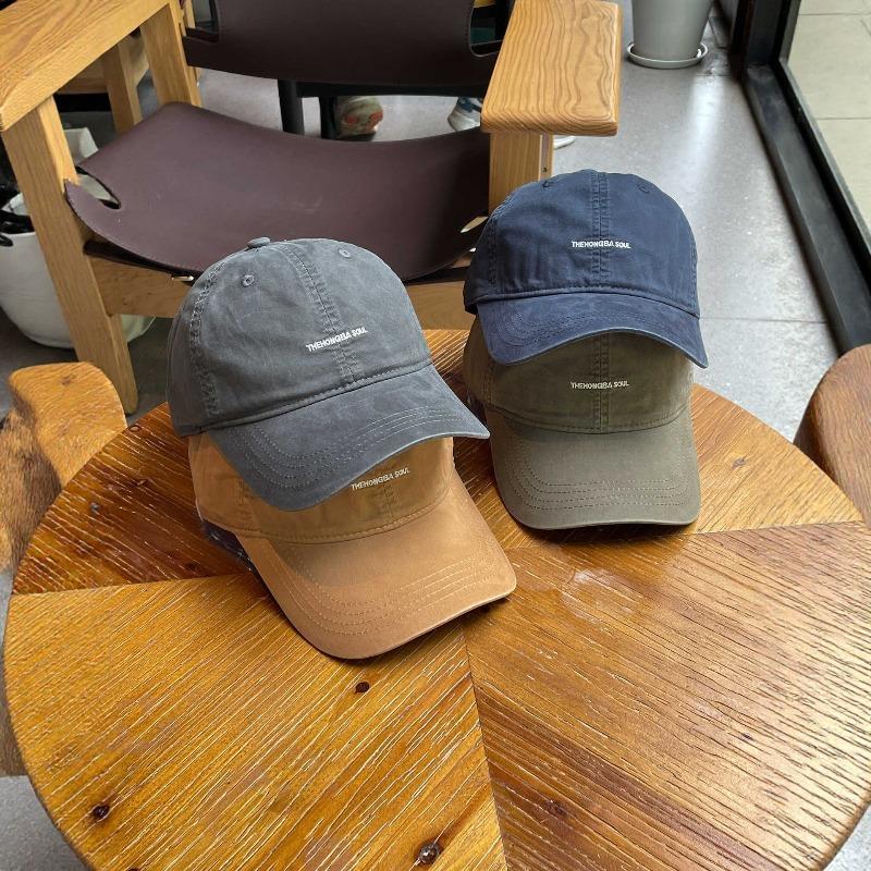 Simple and stylish embroidery small letter soft top baseball cap men's four seasons peaked cap women