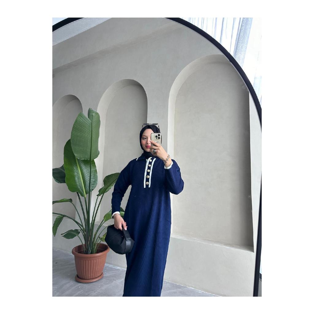 Übergroßes, geknöpftes V-Ausschnitt-Hijab-Kleid aus gerippter Strickware, geripptes langes Winterkleid in voller Länge