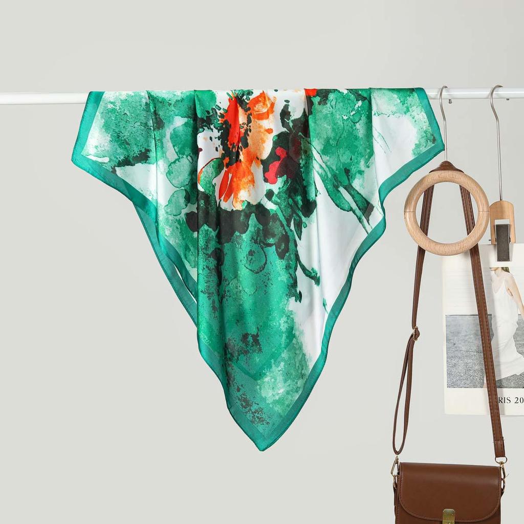 70CM Ladies Fashionable Silk-Feel Small Square Scarf