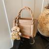 Stylish and simple interwoven rope hand withdrawal bucket bag simple casual texture bag daily versatile shoulder messenger bag