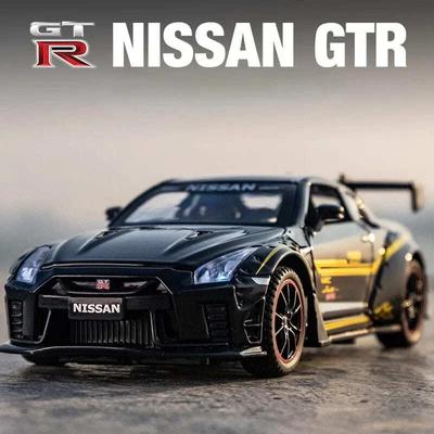 1:32 Modèle de Voiture de Course Nissan GTR R35 Simulation d'Échelle Voiture Jouet pour Enfants Alliage de Haute Qualité Moulé Sous Pression Voiture Jouet Son et Lumière Cadeau Voiture pour Garçon
