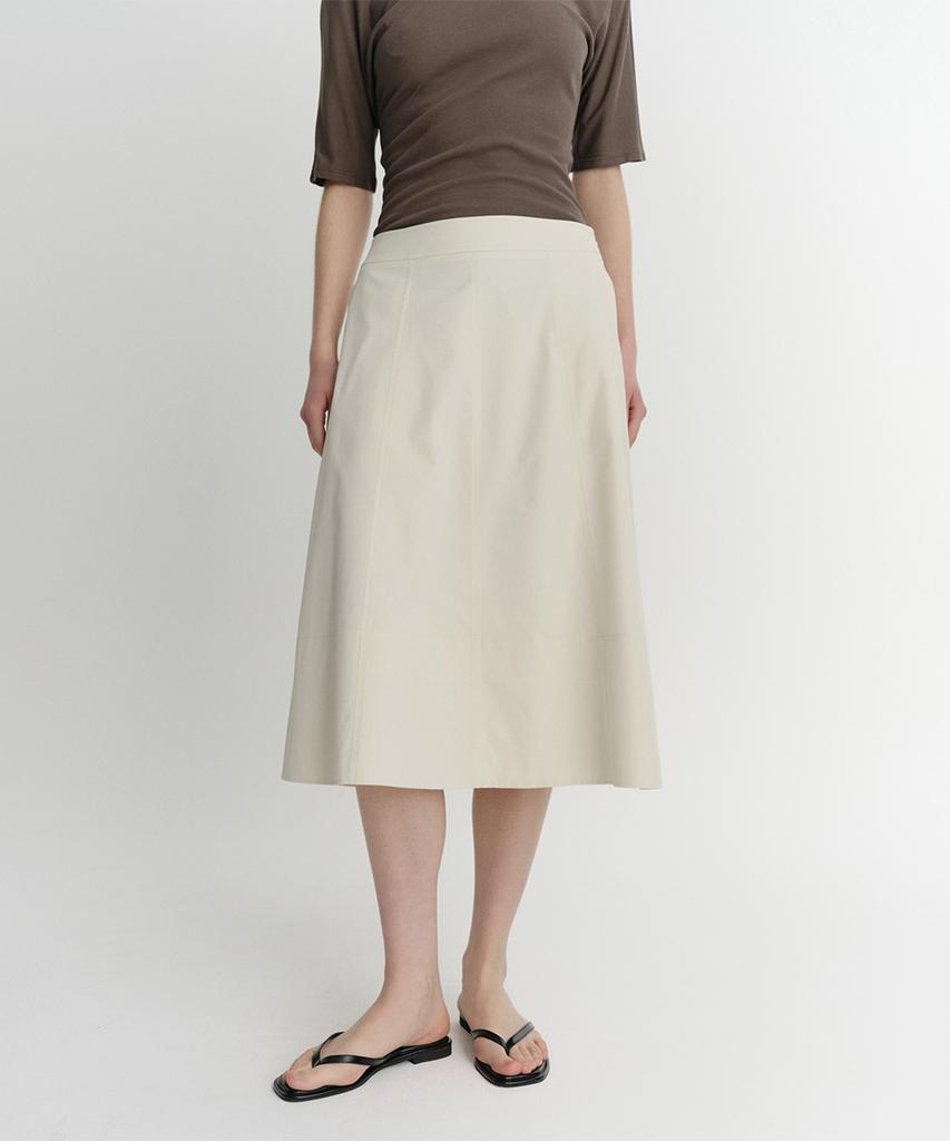 Ia Layn Stitch Line Skirt (Cream)