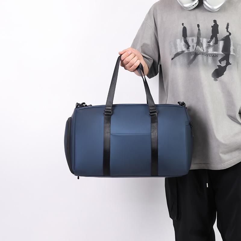 Men's Short Excursion Bag for Business Trips Simple and Atmospheric Portable Commuting Luggage Bag Fashionable Sports Gym Bag