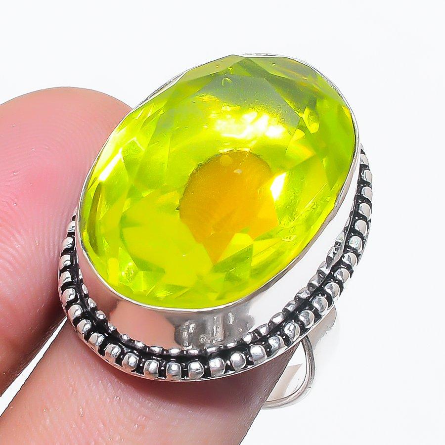 Natural Peridot Gemstone Handmade 925 Sterling Silver Jewelry Ring Size 8 AR-15971