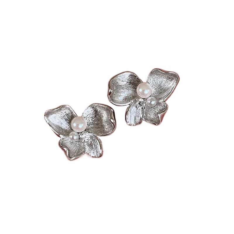 Inspiration design frosted diamonds inlaid pearl butterfly flower earings stud exquisite earrings for women party jewelry gifts
