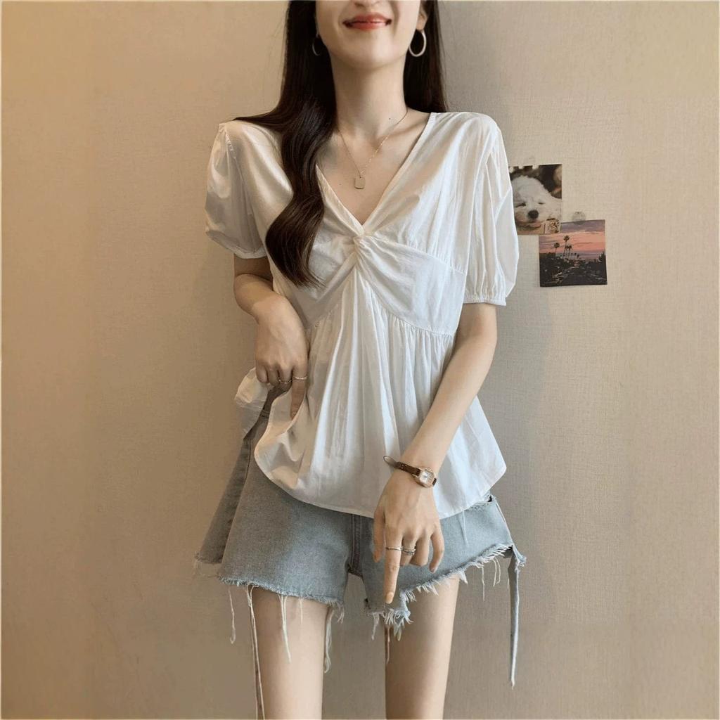 Summer new thin belly hidden meat slightly fat sister French v-neck chic design shirt top women