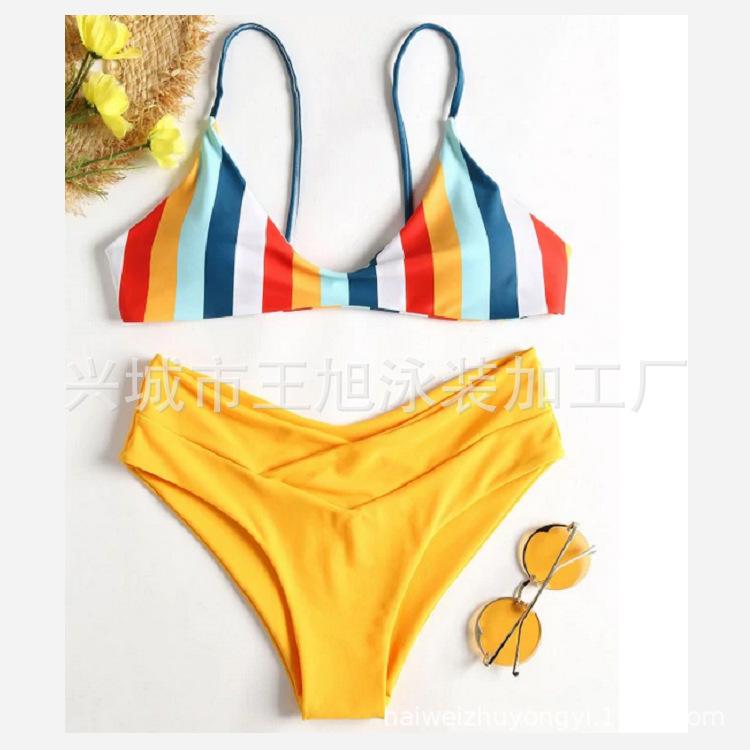 New European and American women sexy gathering color matching striped bikini fresh suspender fashion split Bikini wholesale S жёлтый