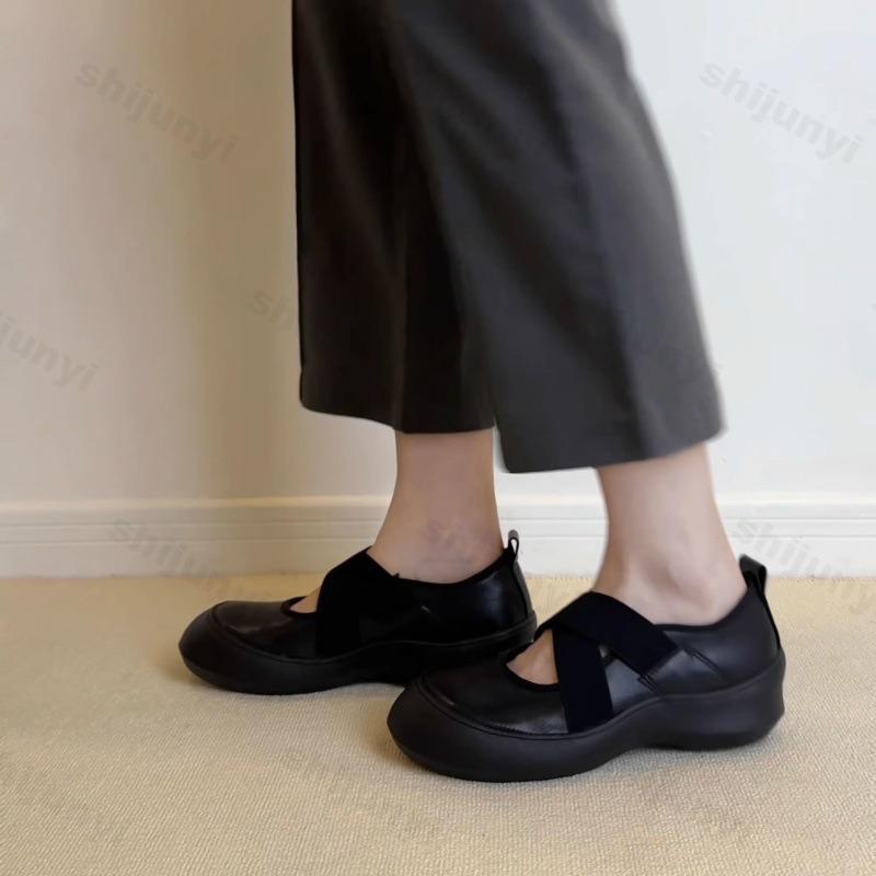 Fashion Cross Strap Shallow Mouth Thick Soled Casual Single Shoes for Women Fashion Comfortable Retro Designed Slip on Chunky Mary Janes