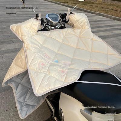 All-Season Electric Vehicle Windshield Sunshade: Medium-Thick, Waterproof, Thin Style for Spring and Autumn