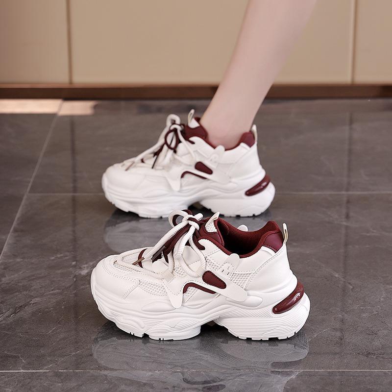 Lace-up Women Thick Bottom Sneakers 2026 Spring Autumn Breathable Soft Soled Sport Shoes Outdoor Non Slip Woman's Training Shoes