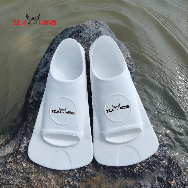 Unisex Silicone Short Swim Fins for Freestyle and Breaststroke - Professional Diving Training for Adults and Kids