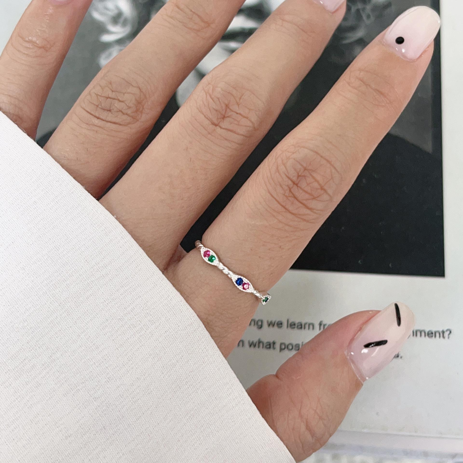 

S925 Sterling Silver Rainbow Dopamine Gradient Ring for Women - Perfect for Fresh Stacking and Commuting Jewelry. Size 9 серебряный