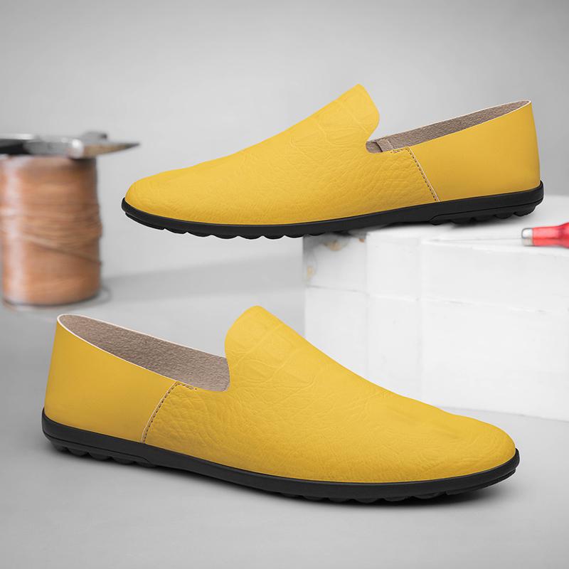 Classic Brand Men's Leather Casual Shoes Soft Soles Comfortable Commuting Driving Shoes Office Men's Business Shoes Yellow Trend