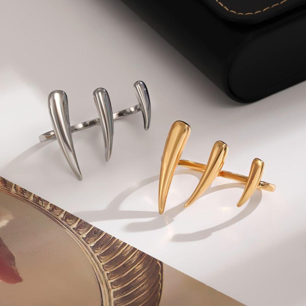 Scharfe Dornen Klauenförmiger Verbundener Ring Glänzendes Finish Unregelmäßige Geometrische Ringe Hip-Hop Stil