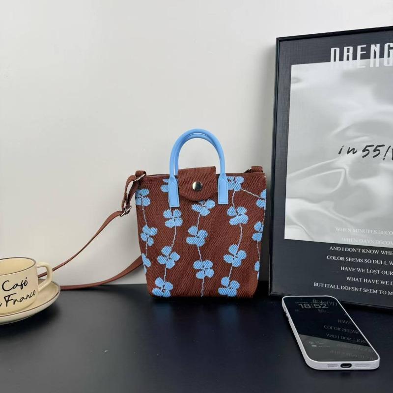 New knitted mobile phone bag, high-end handbag, women's messenger bag, adjustable versatile, convenient and large-capacity bag