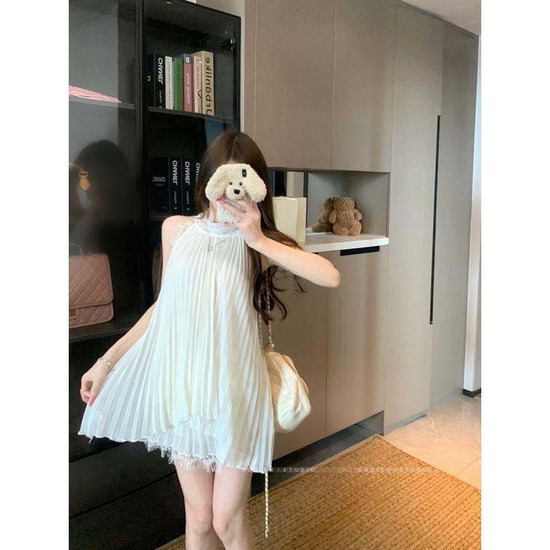 

Kumikumi Дизайнерский Плиссированный Однотонный Свободный Топ-Холтер Женская одежда Лето Кружевной Край Юбка Комплект из двух предметов Immortal White Suit L