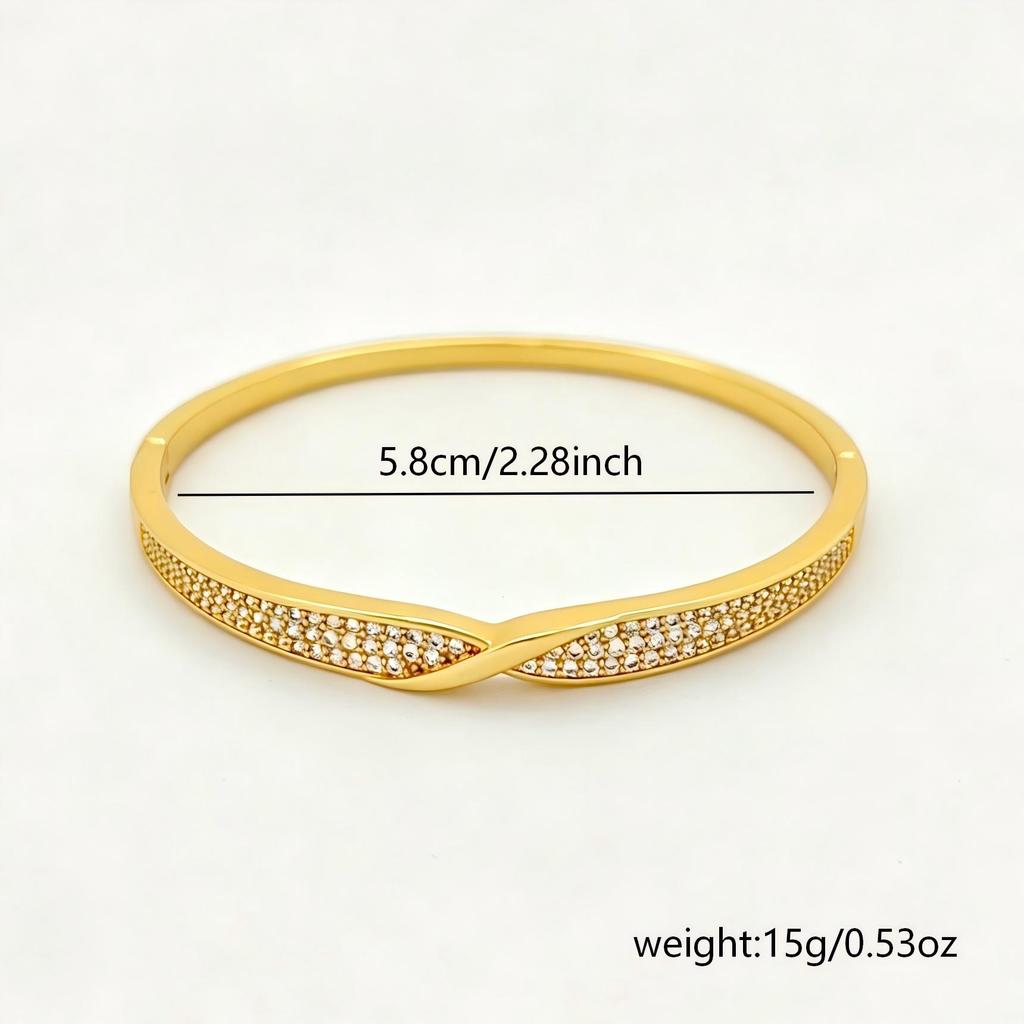 Luxury Twisted Interlaced Synthetic Zirconia Clasp Bracelet Sleek and Streamlined Thin Metal Bracelet Shining Elegant Women's Bracelet Daily Commute,
