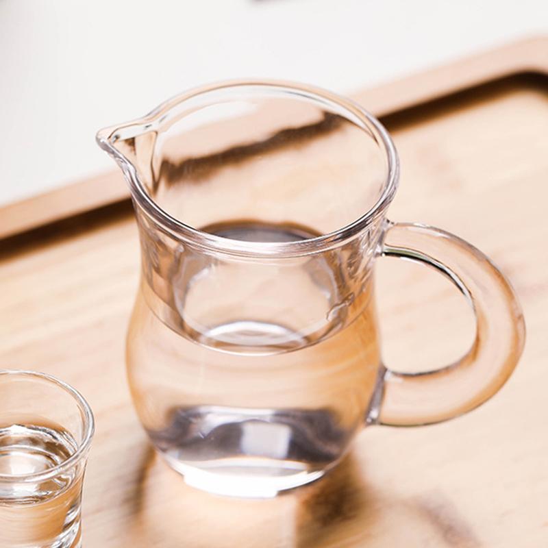 120ml Wine Dispenser with Handle Thickened Glass Reasonable Pot Handle Container Water Dispenser Transparent Spirits Glass