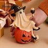 Halloween Party Tischdekorationen Niedliche Geisterfigur, Sitzend auf Kürbisstatue mit Hexe Lustige Regalpuppe Hut, Harz Tischplattenornament für