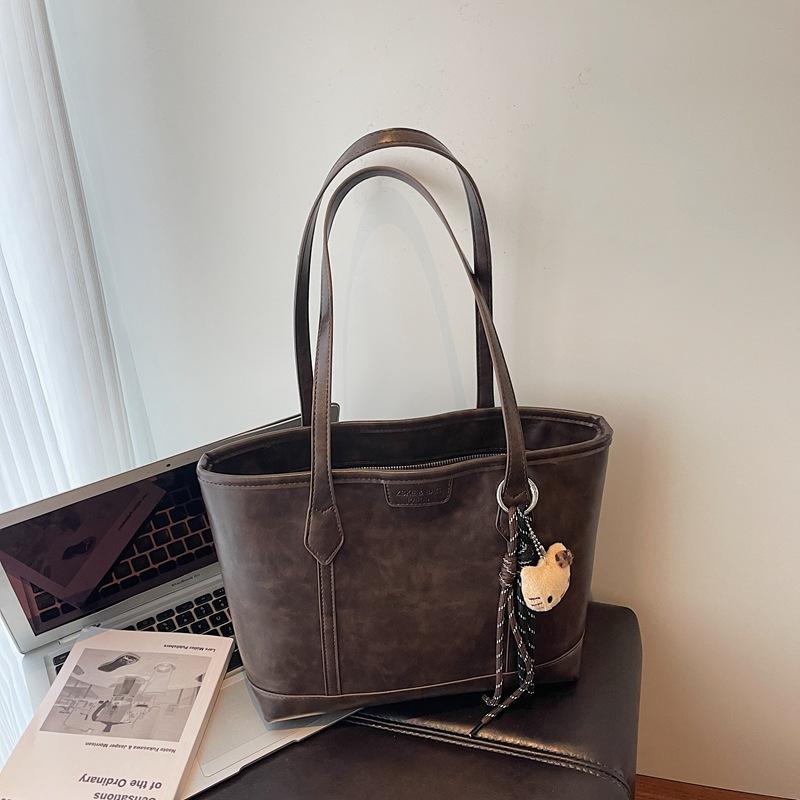 Retro large-capacity tote bag women's 2025 autumn and winter new armpit bag texture shoulder large bag casual foreign trade bag