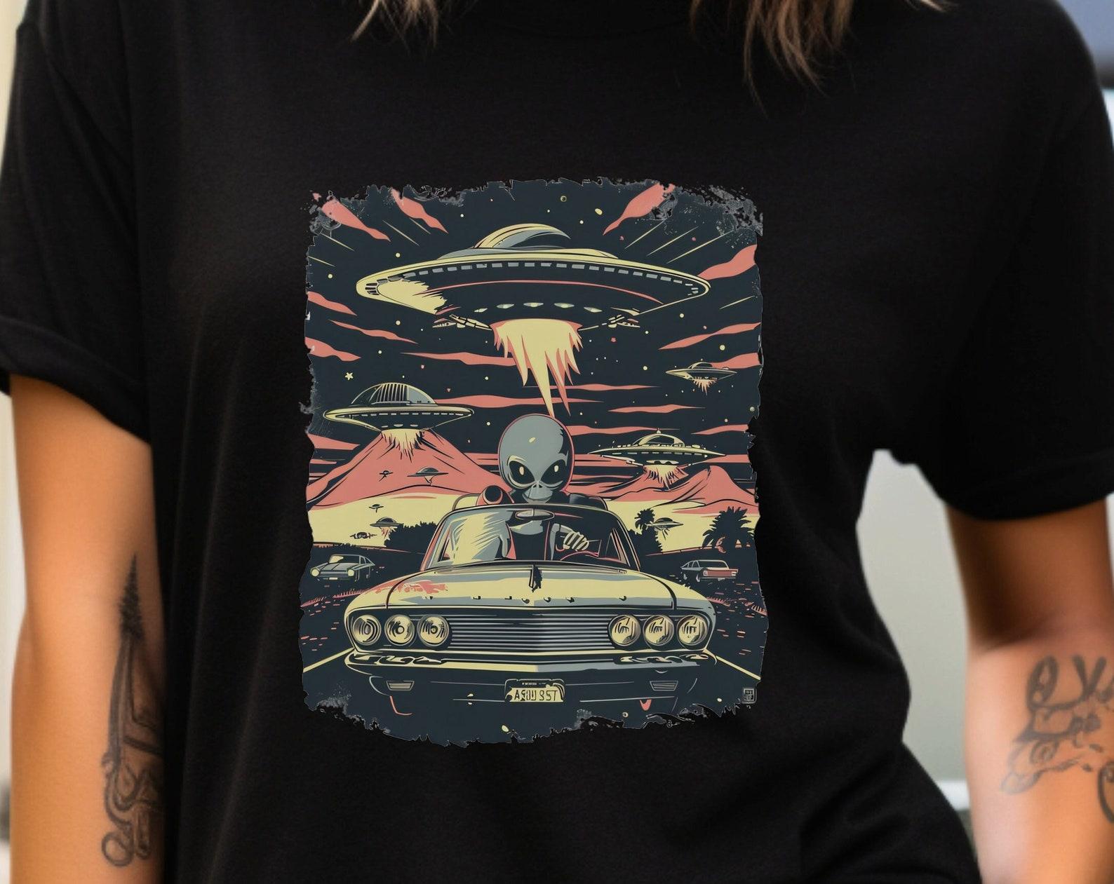 Aliens coming shirt, Alien invasion, Alien invasion shirt, Alien shirt for women, Alien shirt for men, alien shirt for women, retro shirt 3XL