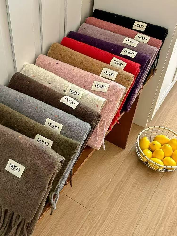 Color dot knitted scarf women's year autumn and winter Korean atmosphere outer shawl dual-purpose neck protection scarf