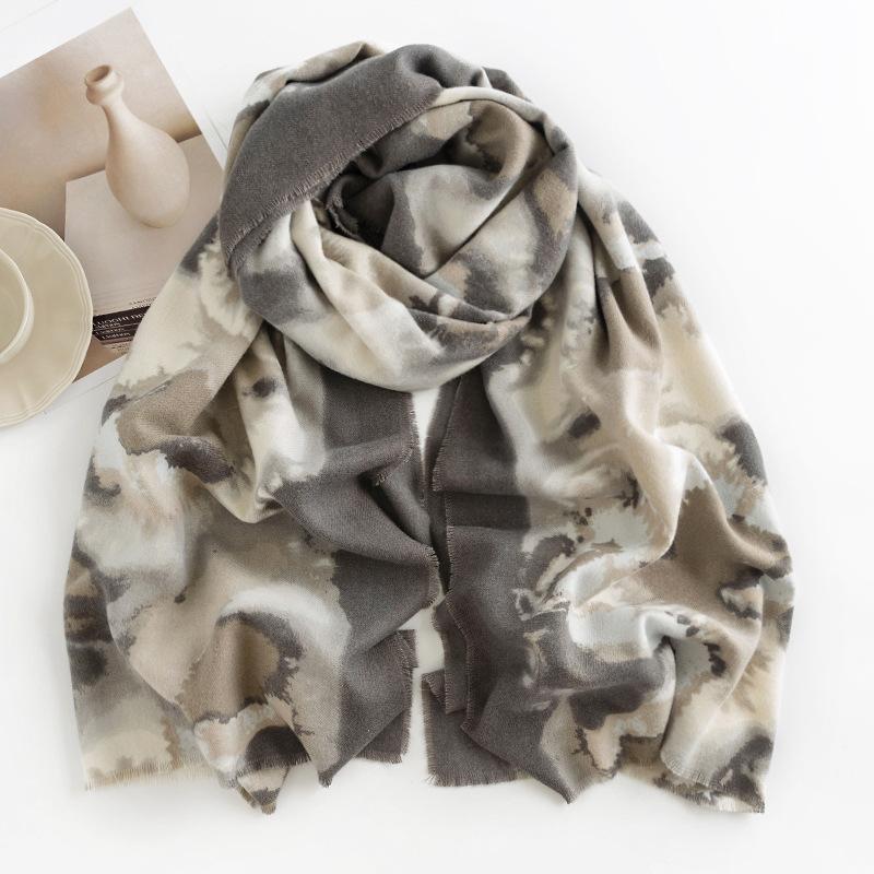 Fashion Printed Scarf for Women Winter New Imitation Cashmere Scarf Warm Neck Scarf Literary Retro Style Shawl