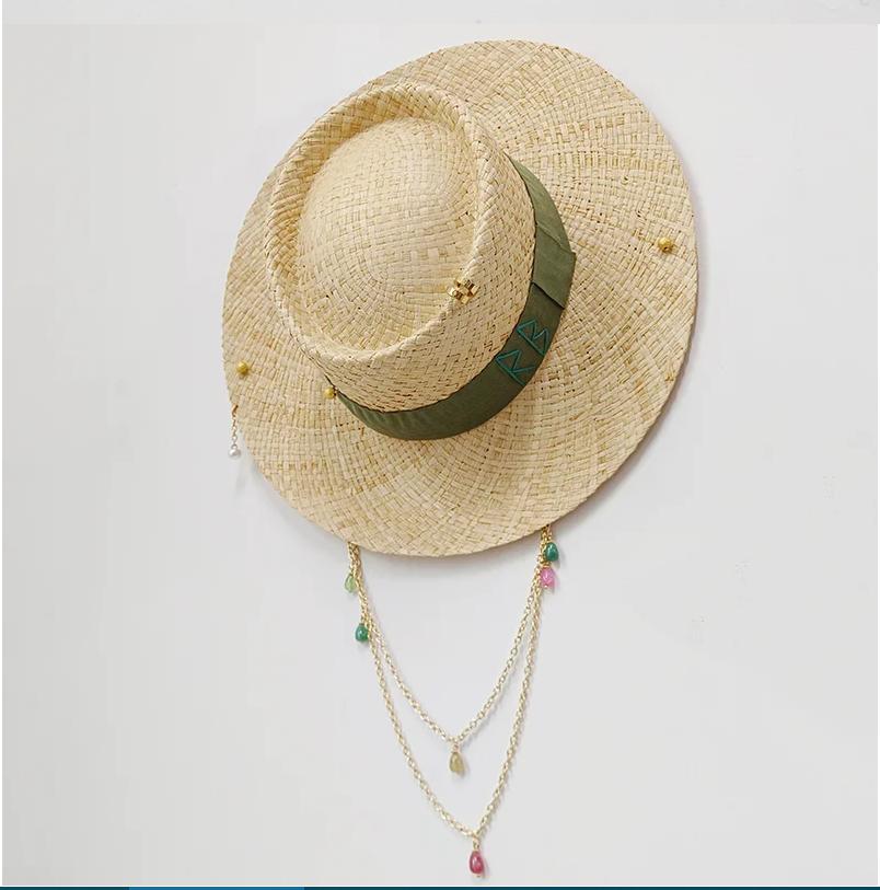 Nuovi Cappelli di Paglia da Donna alla Moda con Ape Metallica Lettera Eleganti per le Vacanze Cappello Boater Estivo a Tesa Piatta Cappello da Sole da Spiaggia