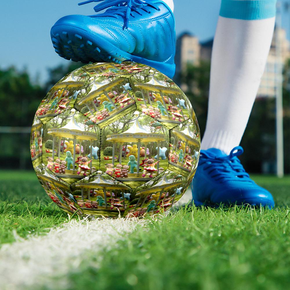 Pallone da Calcio Misura 5 Tema In the Night Garden, Adatto Sia per Partite Indoor che Outdoor, un Regalo Adatto a Tutti.
