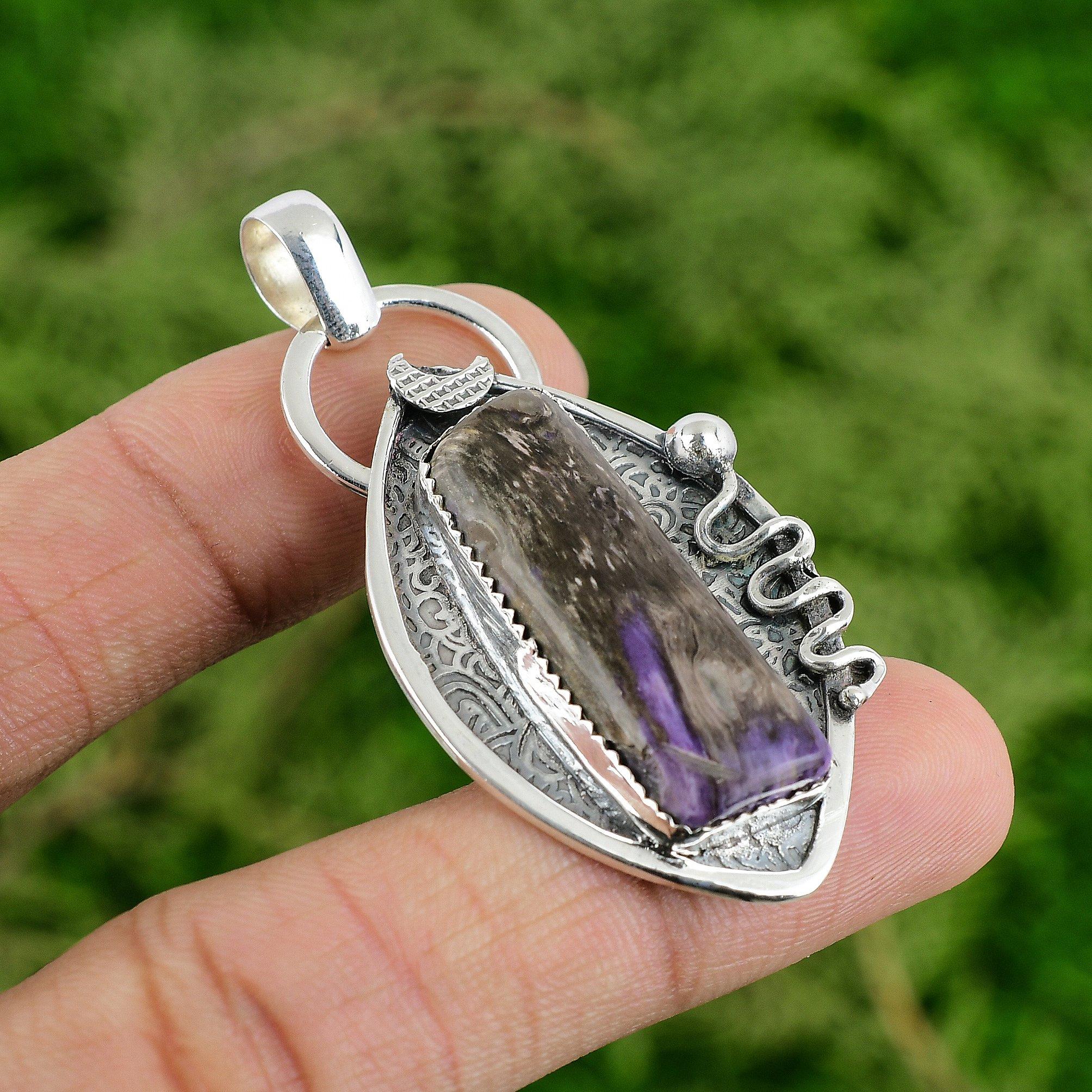 

Сделка ко Дню дочерей Российский чароит Драгоценный камень Новый кулон Ювелирные изделия Стерлинговое серебро