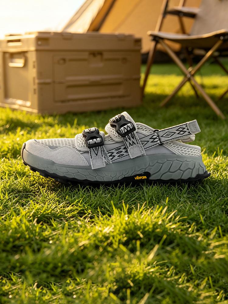 New Balance Sandale Hierro Résistante à l'Abrasion Chaussures de Randonnée Fluviale Unis 42.5 gray