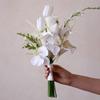Bouquet da Sposa Bianco di Alta Gamma per Foto Matrimoniali in Stile Coreano