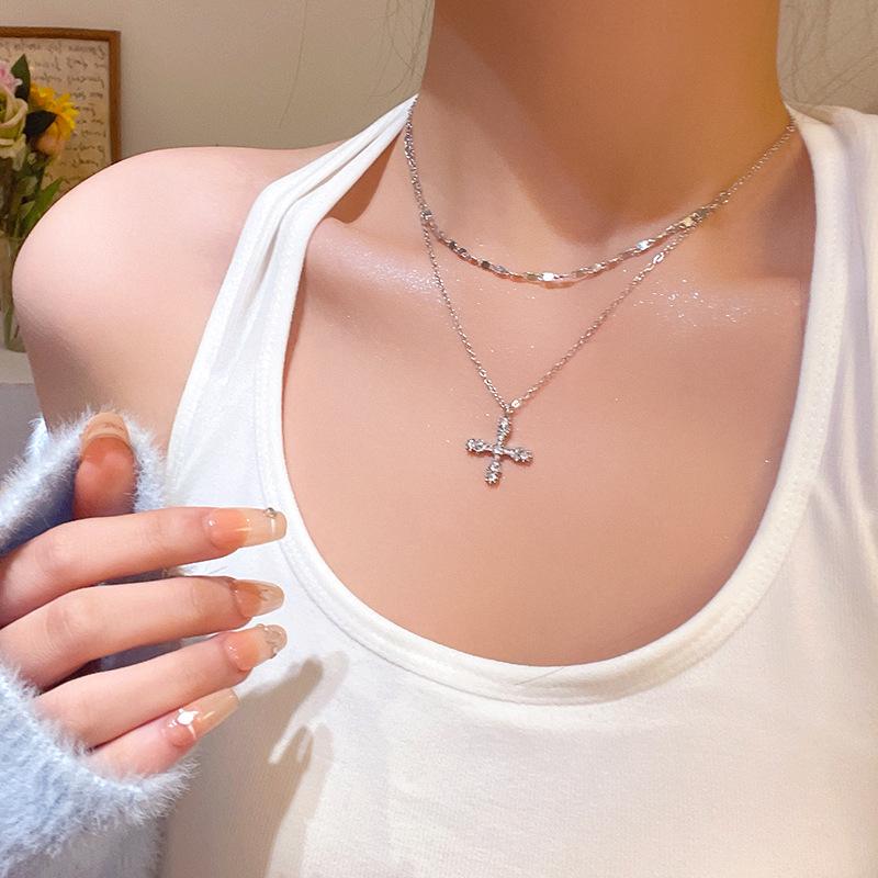 Flash diamond cross double-layer necklace women s light luxury niche design Spice girl collarbone chain trendy cool personality new accessories