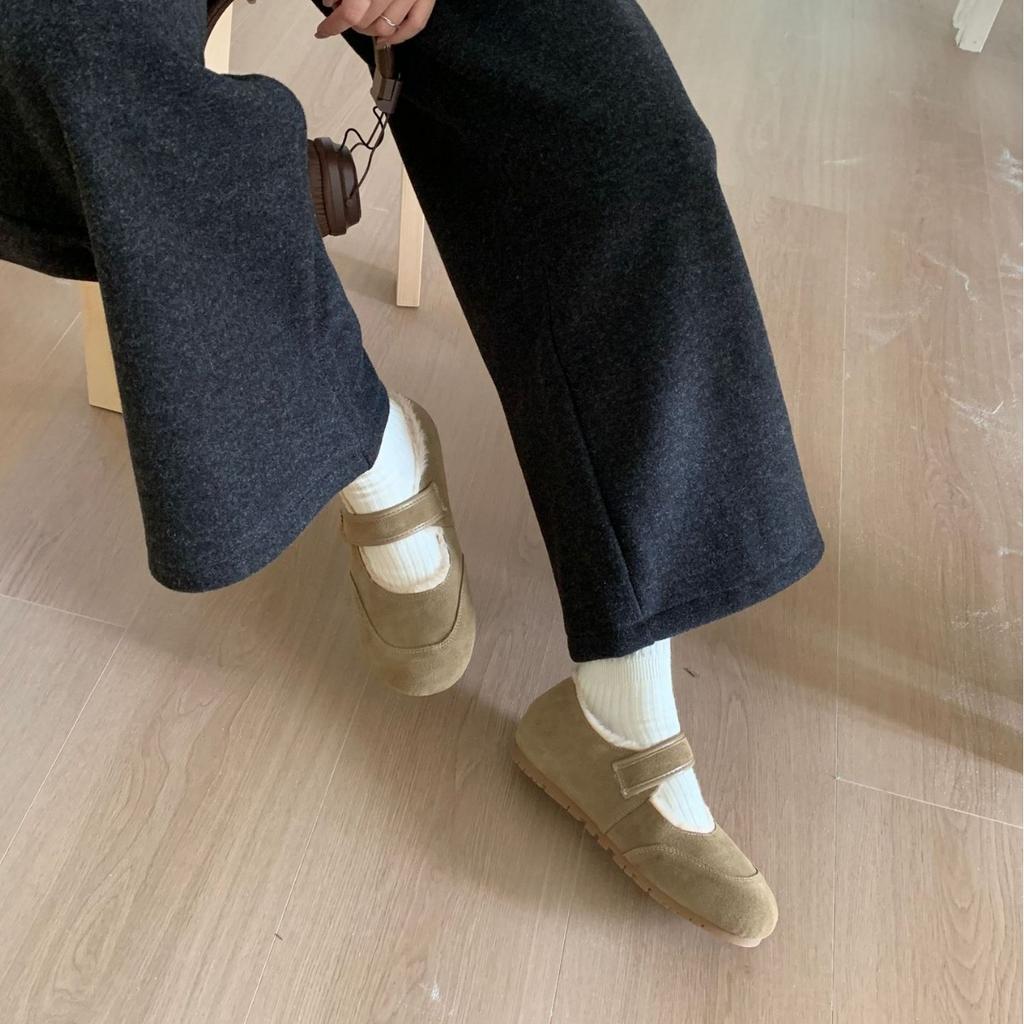 2025 autumn and winter new round head matte leather thickened fluff word with ballet beanie women's snow shoes