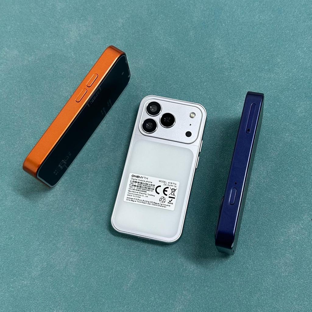 A18 Pro 4G Smartphone 4.0inches MTK Quad Core 2GB RAM 16GB ROM Dual SIM 2MP Camera 2000mAh Android 12 LTE Torch Type-C Cellphone