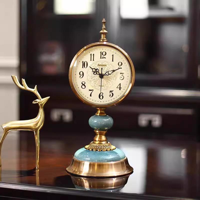 Yiran Toy 1 American Creative Retro Living Room Clock Large Size Desktop Home Decoration Table Clock European Style Clock Table Alarm Clock