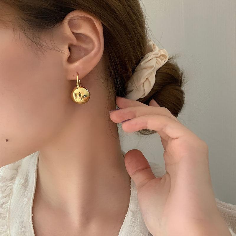 Ins Niche Design Sense of Simplicity Senior Hundred Geometric Orb Earrings Fashion Temperament Trendy Gift Elegant Lady's Accessories Classic Jewelry