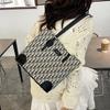 Retro Flower Print Large Capacity Tote Bag - High-End Fashion Handbag for Students