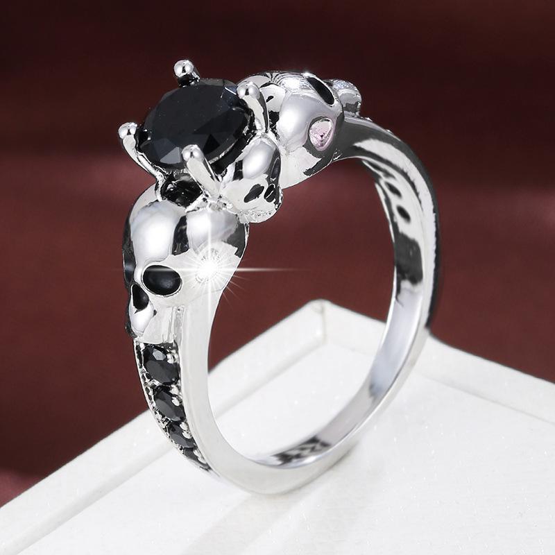 Vintage Skull Zircon Punk Women's Ring