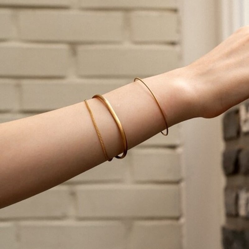 

MCCOII IN TWO MINDS 15 (BOLD) GOLD