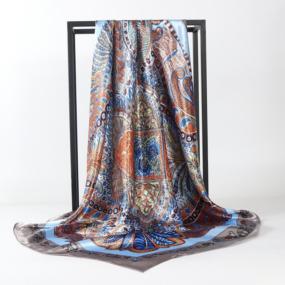 Høykvalitets luksuriøst silkeskjerf pannebånd Skjerf Halsskjerf For kvinner Kjede Silkeskjerf Dekorativt sjal for kvinner