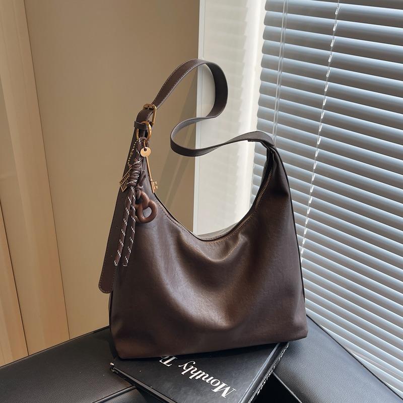 Large-capacity Simple Bag Women's Autumn and Winter New Trendy Fashion High-end Shoulder Bag Casual Commuter Bag
