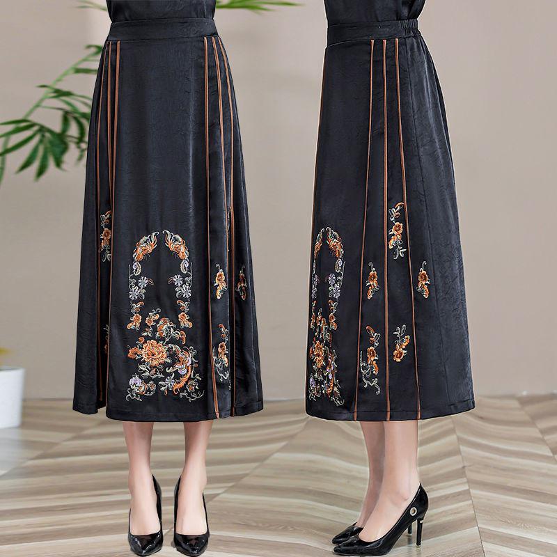 Chinese Style Embroidered Ma Mian Skirt, Elastic Waist, Knee-Length, for Middle-Aged and Elderly Women